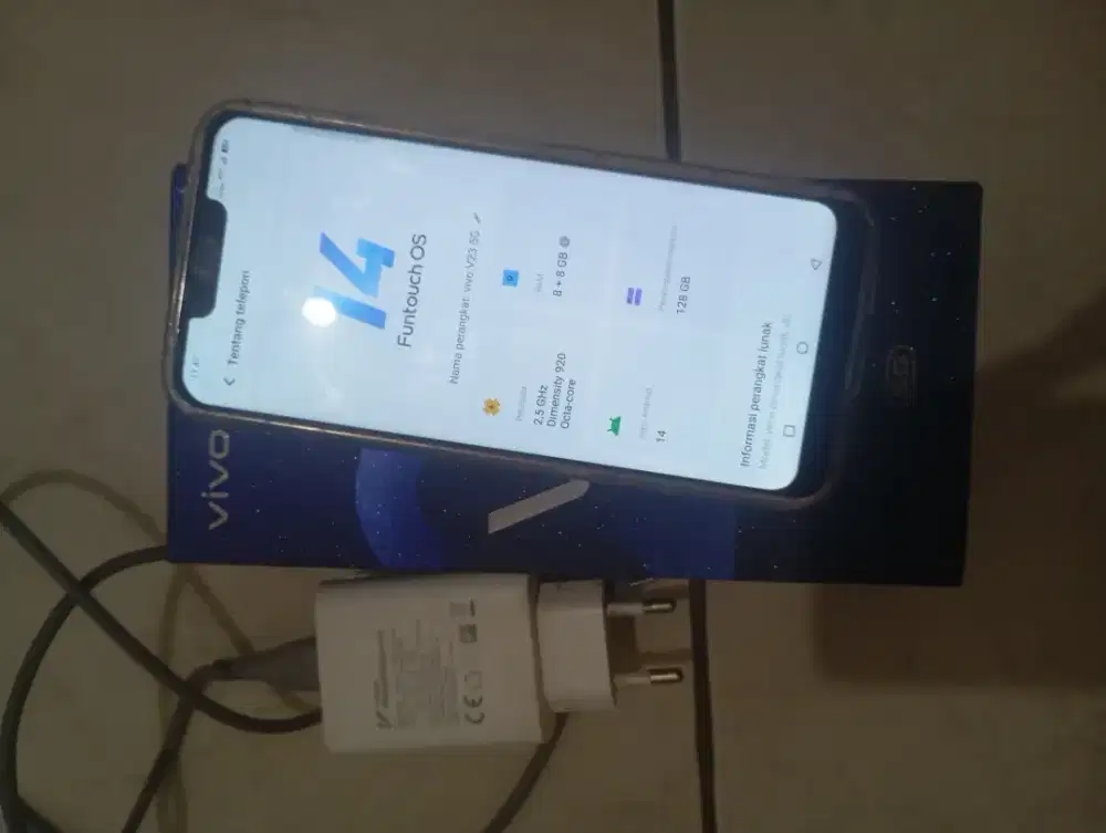 Vivo V23 5G 8/128 udh nfc