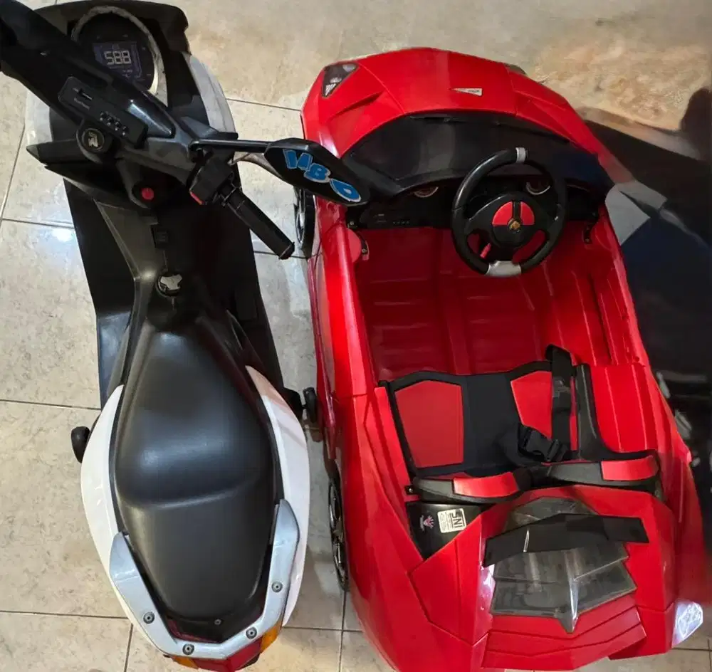 Mobil dan motor aki anak