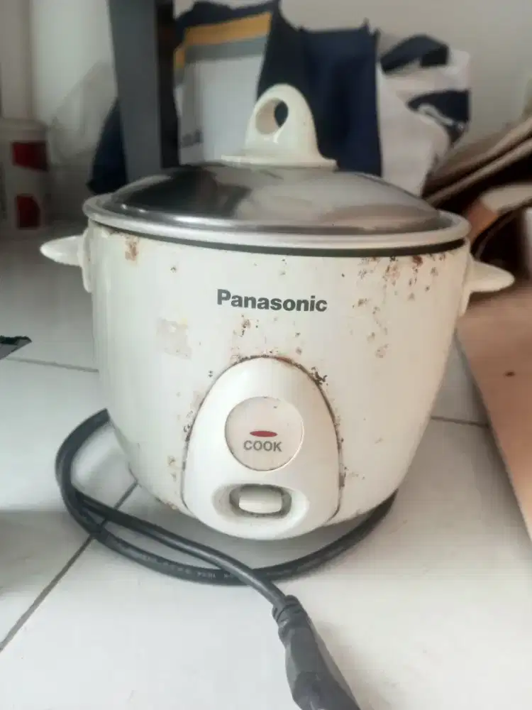 Rice Cooker Panasonic 1.8L – Masih Normal (Bekas)