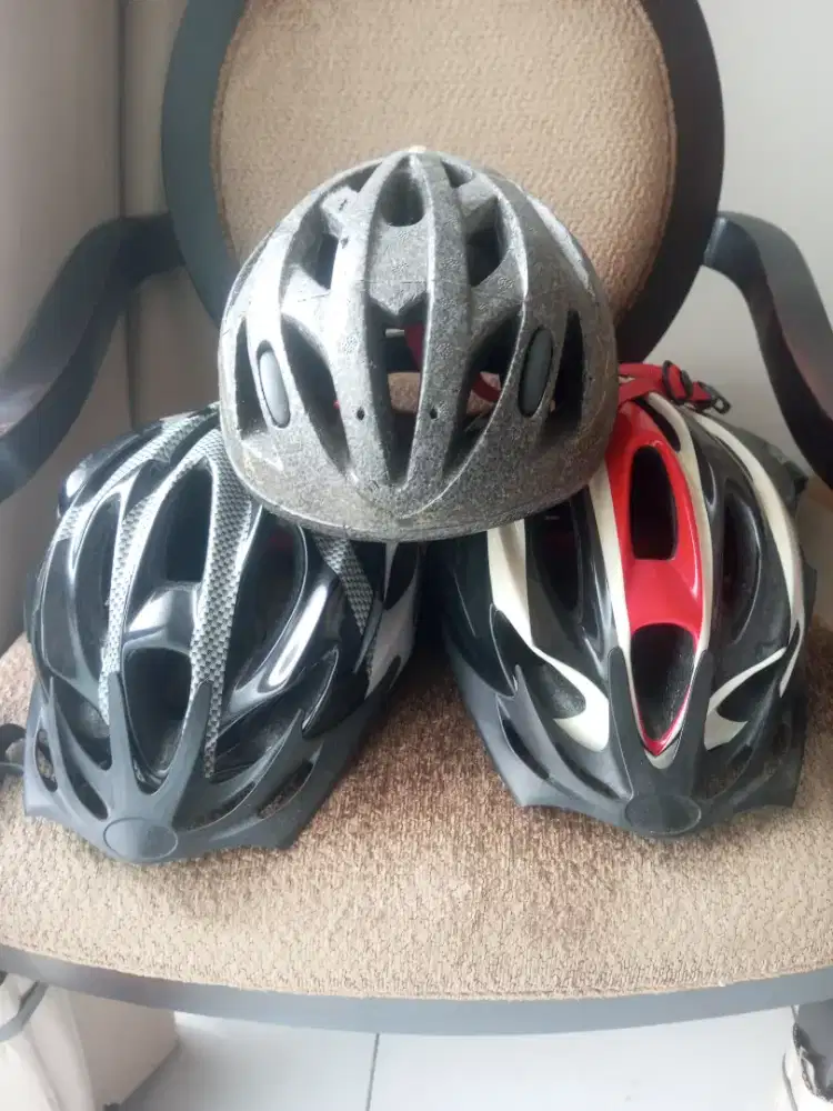 Helm Sepeda Dewasa – Paket 3 Pcs Murah (Bekas)