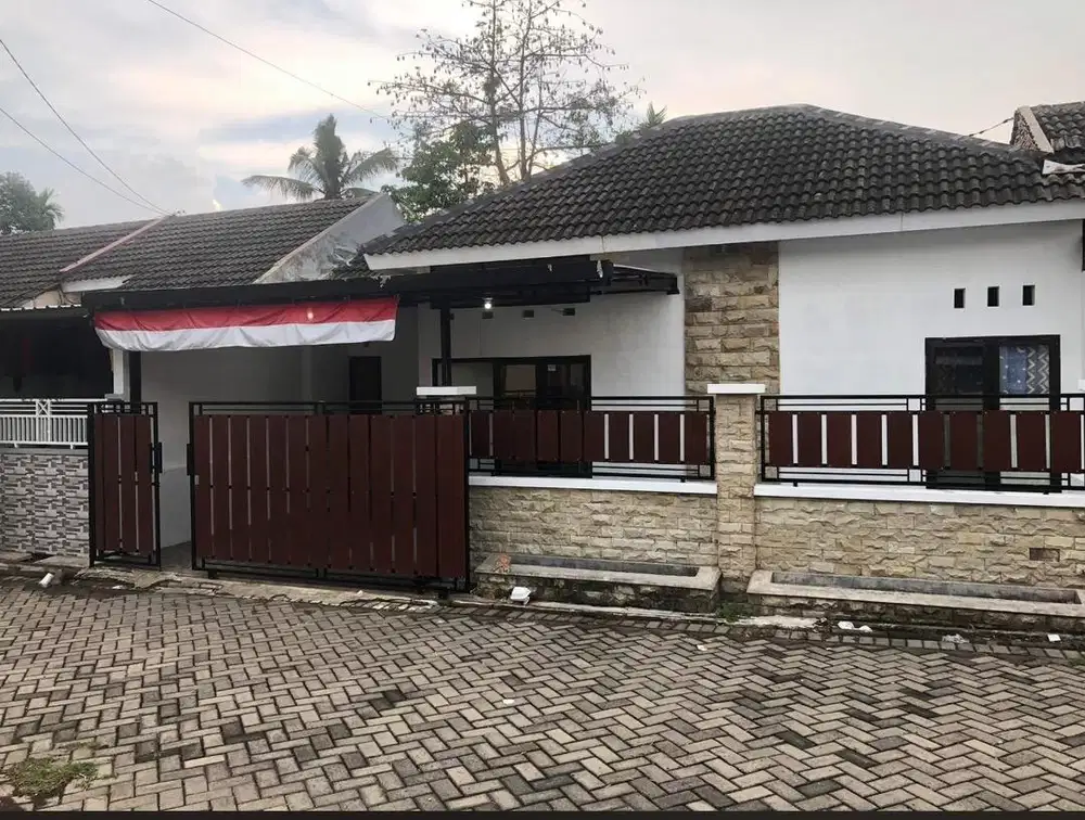 Dijual Rumah Luas Kampus Polije 349juta