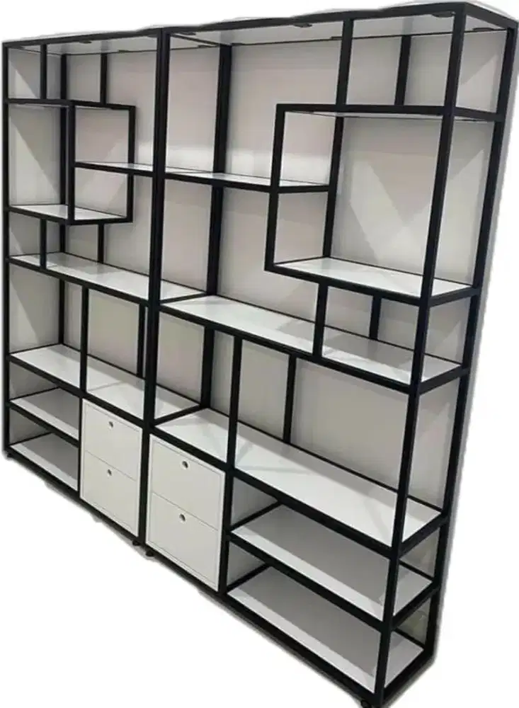 Partisi Modern Industrial Sekat Ruangan Rak Industrial Rak Pajangan