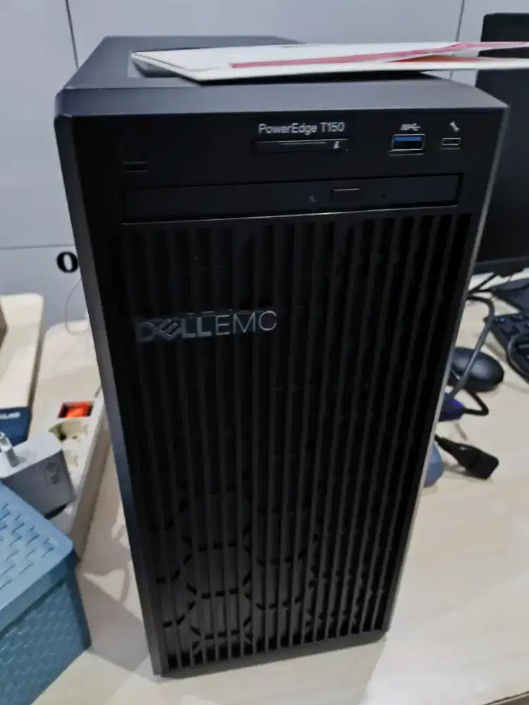 PC Dell Server T150