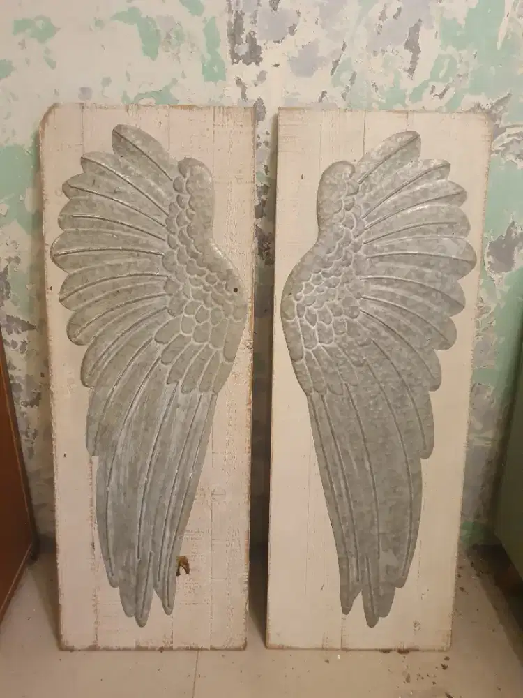 Hiasan dinding angel estetik induatrial unik