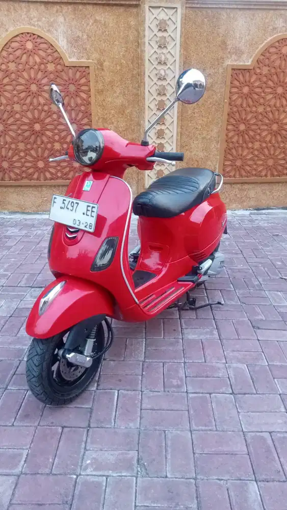 Vespa lx125 iget 2918 lengkap hidup