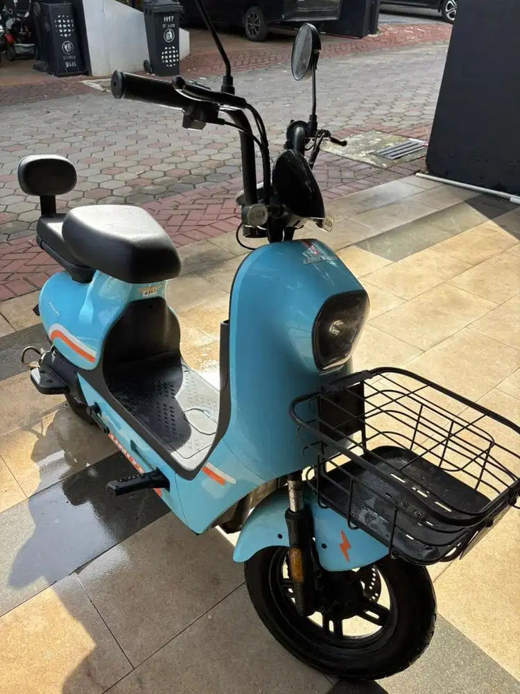 Sepeda Listrik United Dresden Tipe Easton X2