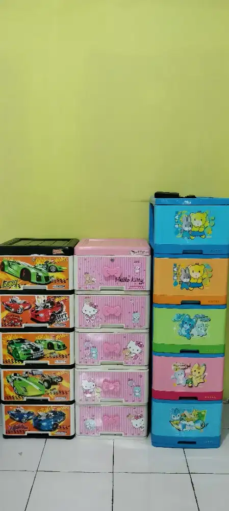 Jual lemari plastik bekas 3pcs