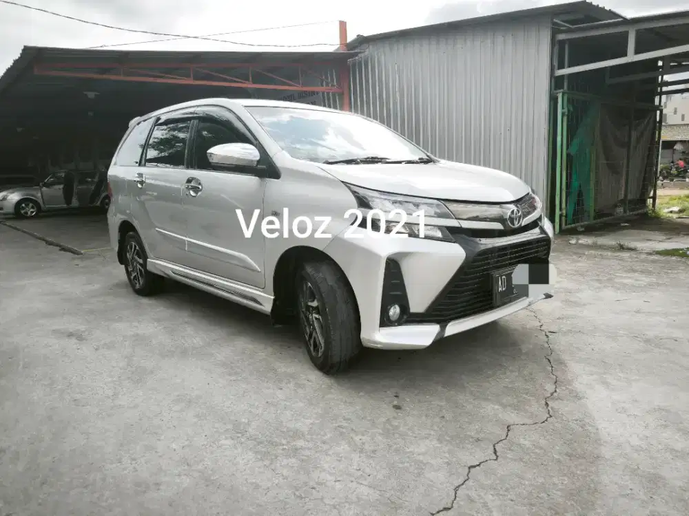 Toyota Veloz 1.5 tahun 2021 low km