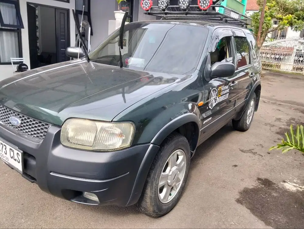 Dijual Ford Escape 2004