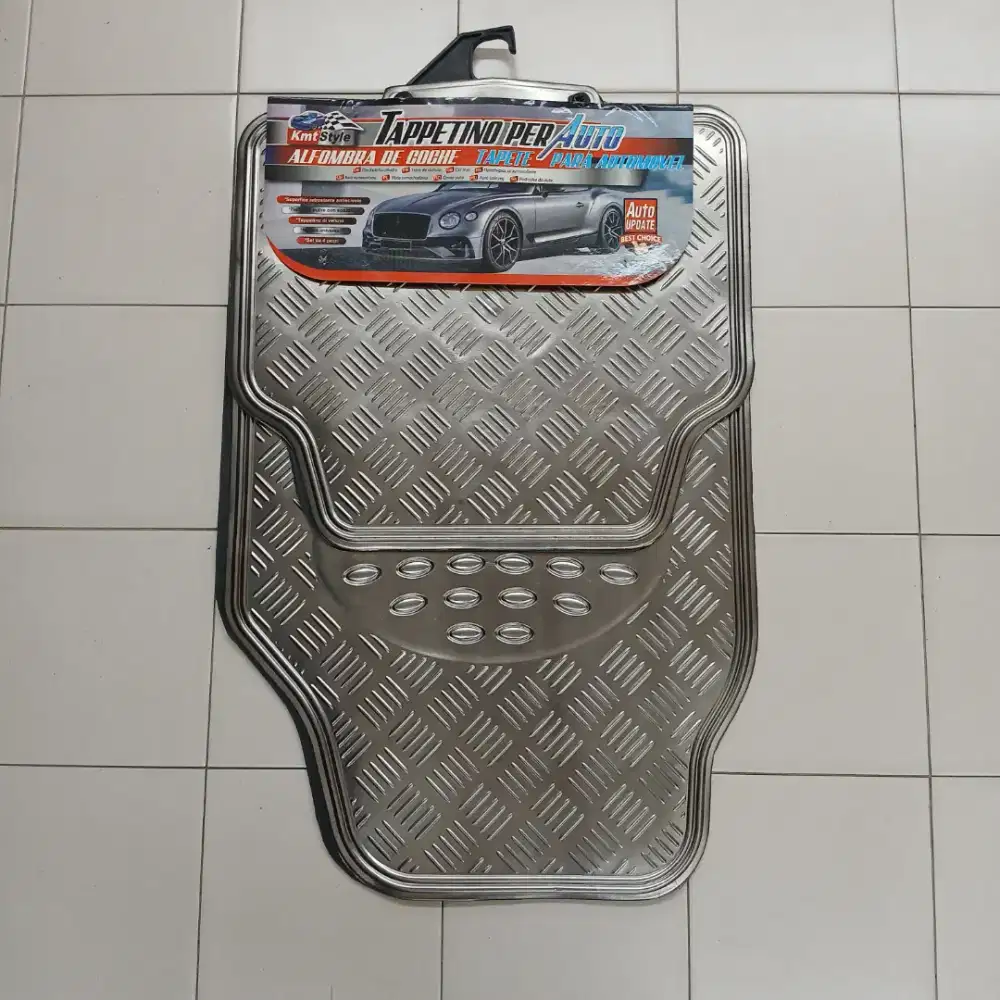 Karpet mobil universal 4pcs, baru