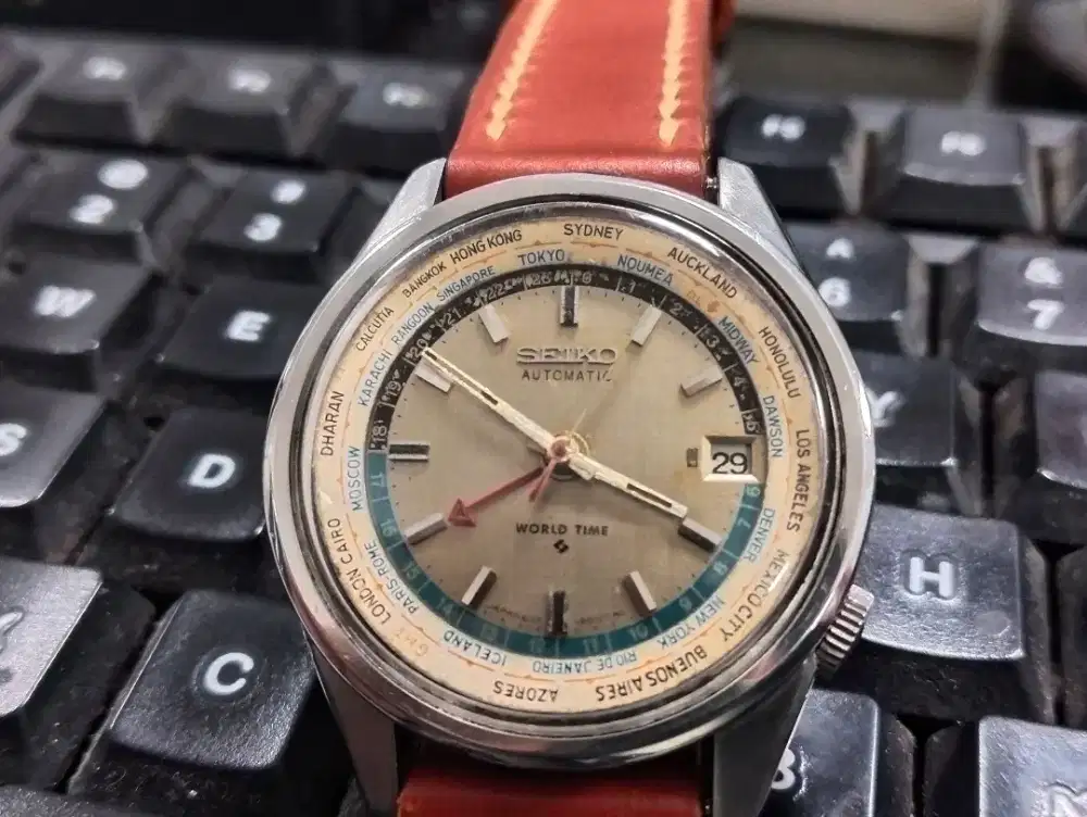 Seiko world timer GMT 6117-6010 vintage no tissot, omega, mido, tag