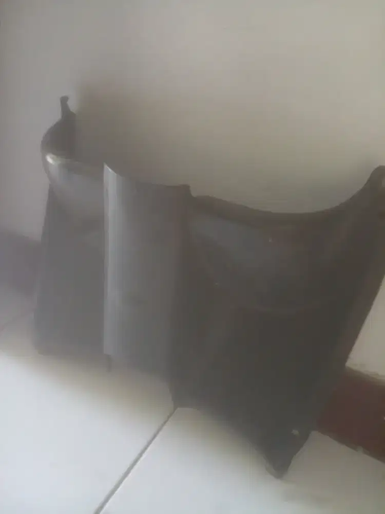 Laci tengah vario lama