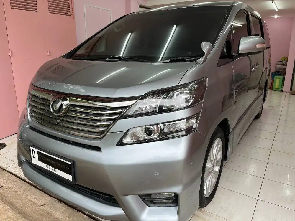 Vellfire Z Premium Sound 2010 (D) Km 120 Ribuan Sangat Terawat Sekali