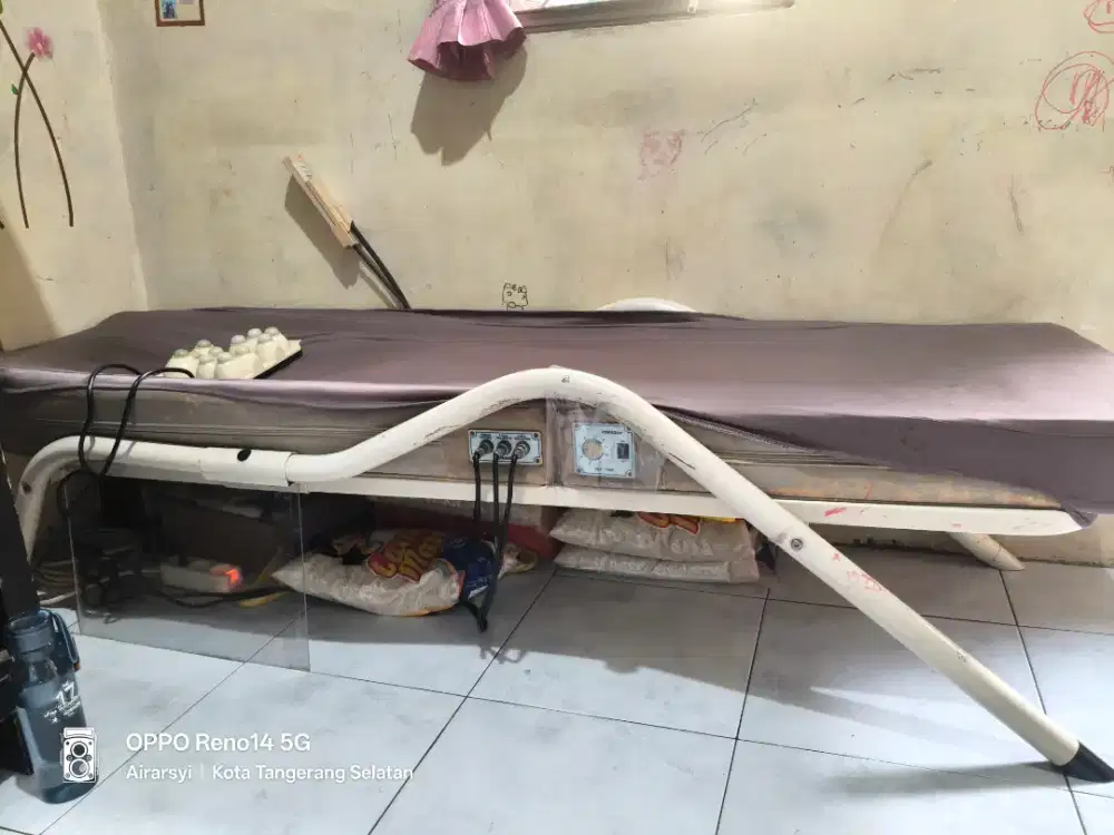 Alat terapy/pijat CERAGEM