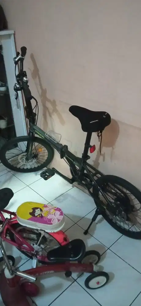 Sepeda lipat pacific