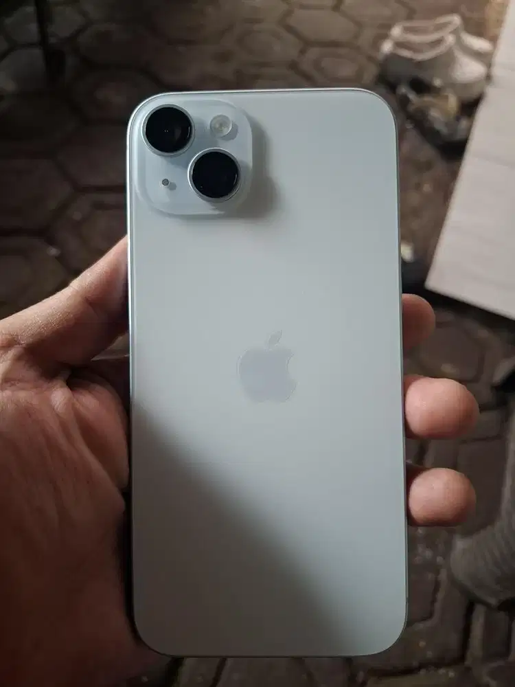 Di jual murah ip 15+ 128 ibox pemakaian 2 bulan