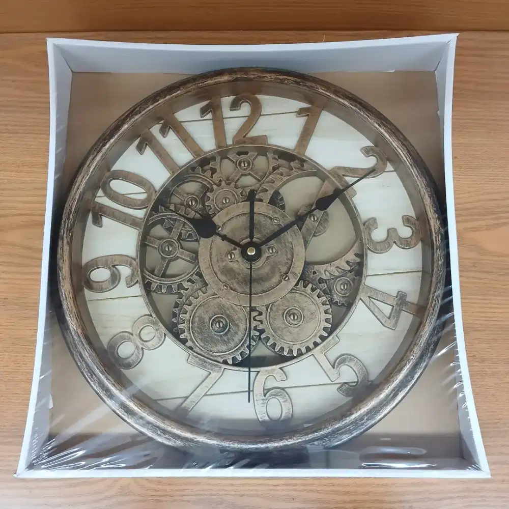 Jam dinding bulat model mesin, baru