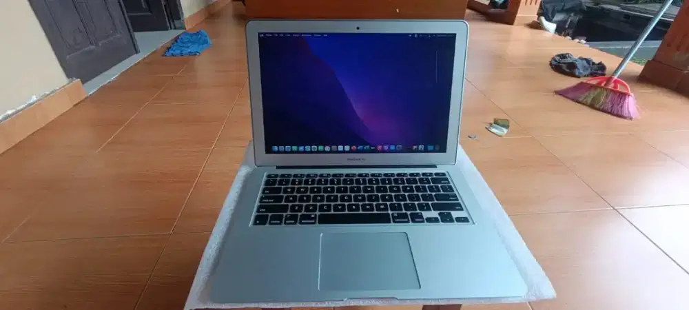 MacBook Air 2017 13 8/512GB I5