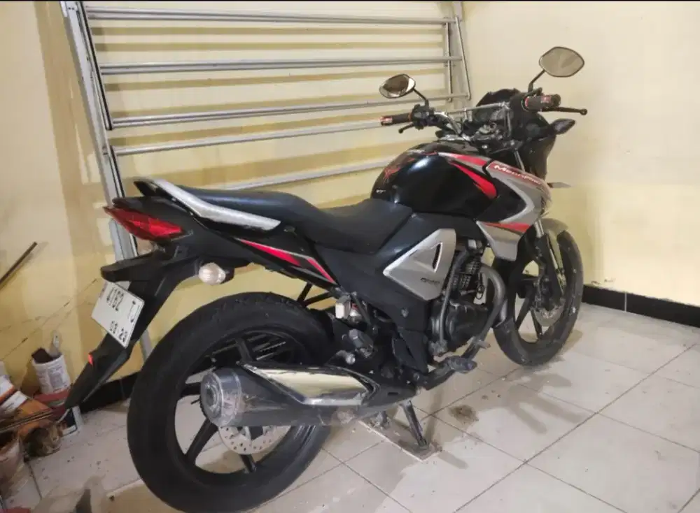 Di jual Megapro thn 2014,orisinil,tangan pertama,,mesin halus