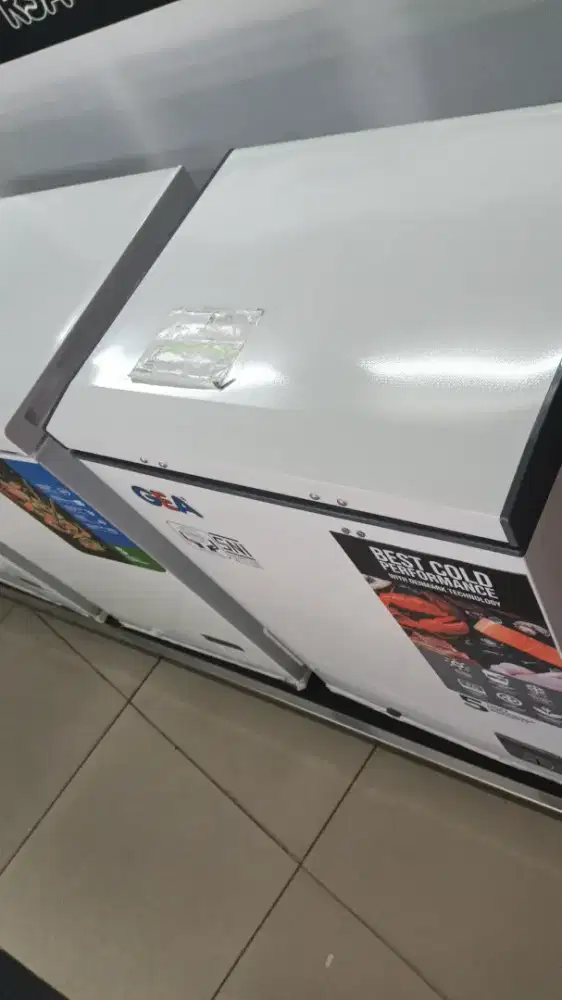 Kredit frezzer box Gea 100 L murahh