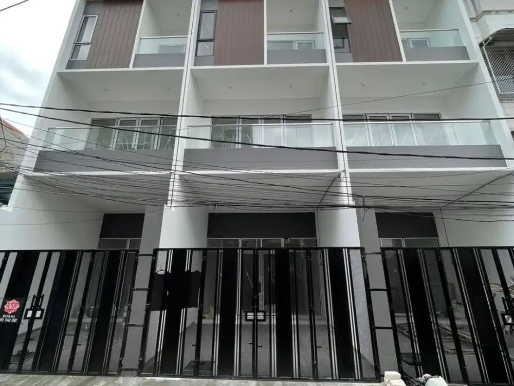 Rumah Baru Jelambar Selatan ada 3 Unit