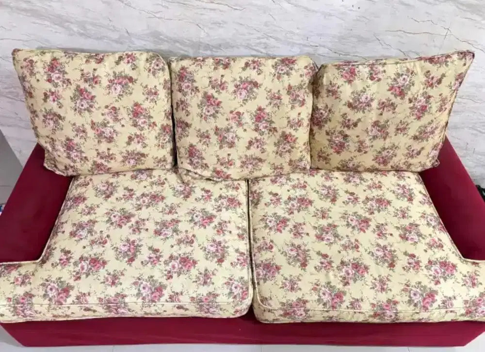 SOFA MERAH BUNGA CUSTOM JUAL CEPAT