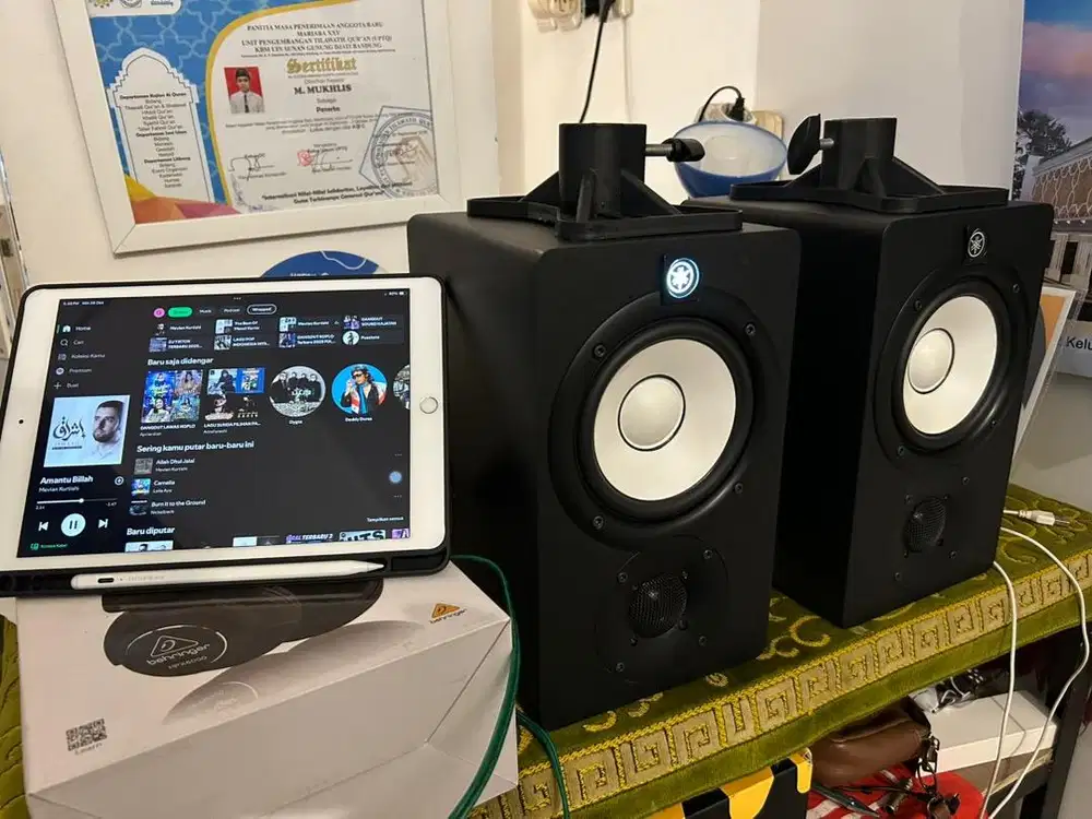 Speaker monitor Yamaha HS5
