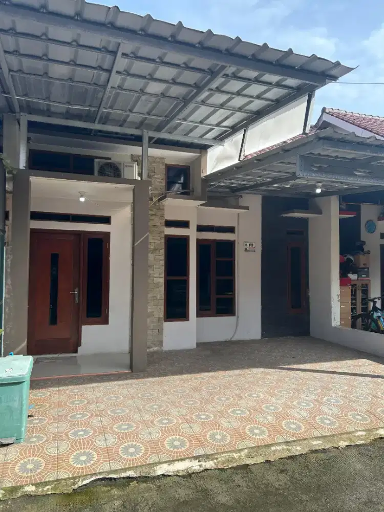 Jual Rumah lokasi strategis 10 menit dari stasiun di depok