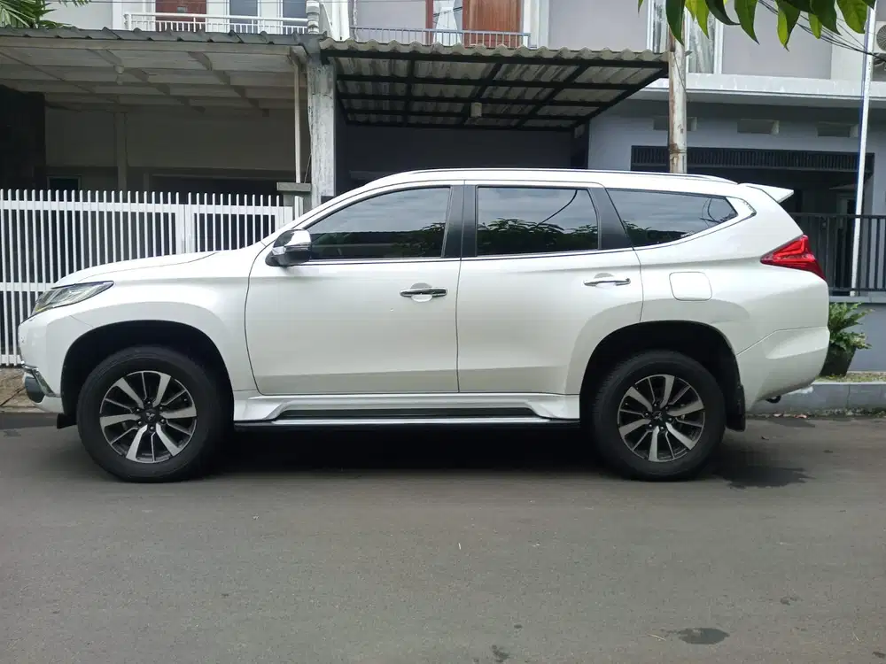 (HRG CASH) MITSUBISHI PAJERO SPORT DAKAR 2.4 AT 4x2 2019 MURAH BANGET