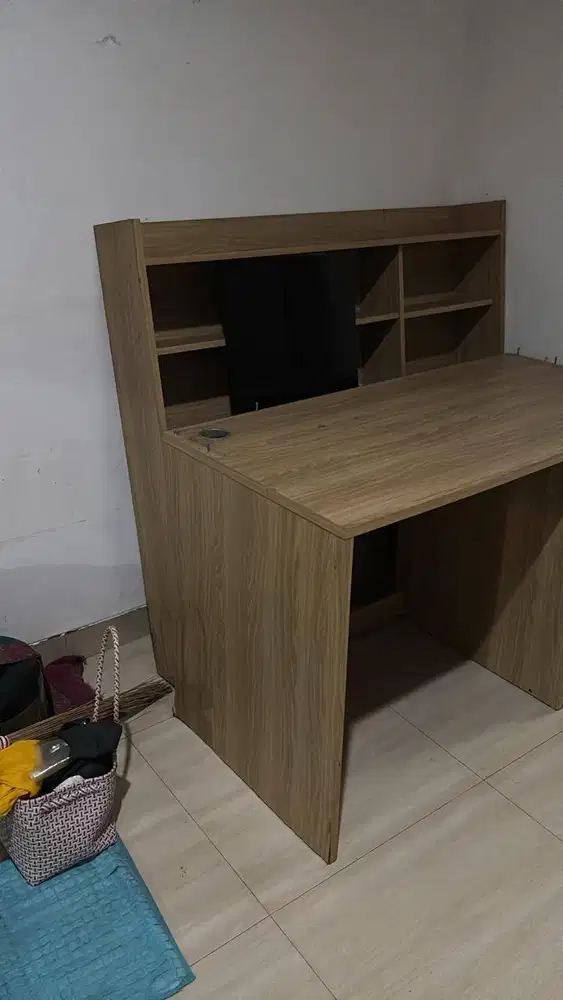 LEMARI BELAJAR KAYU BONGKAR PASANG