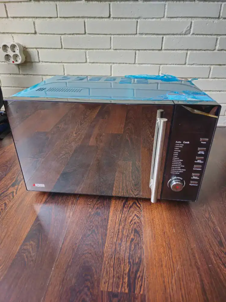 Microwave Oven Verona R725C