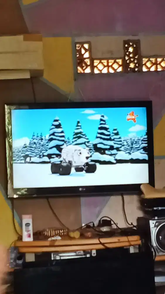 Dijual TV LG 42in analok Balum android 
No minus siap pakai bosku