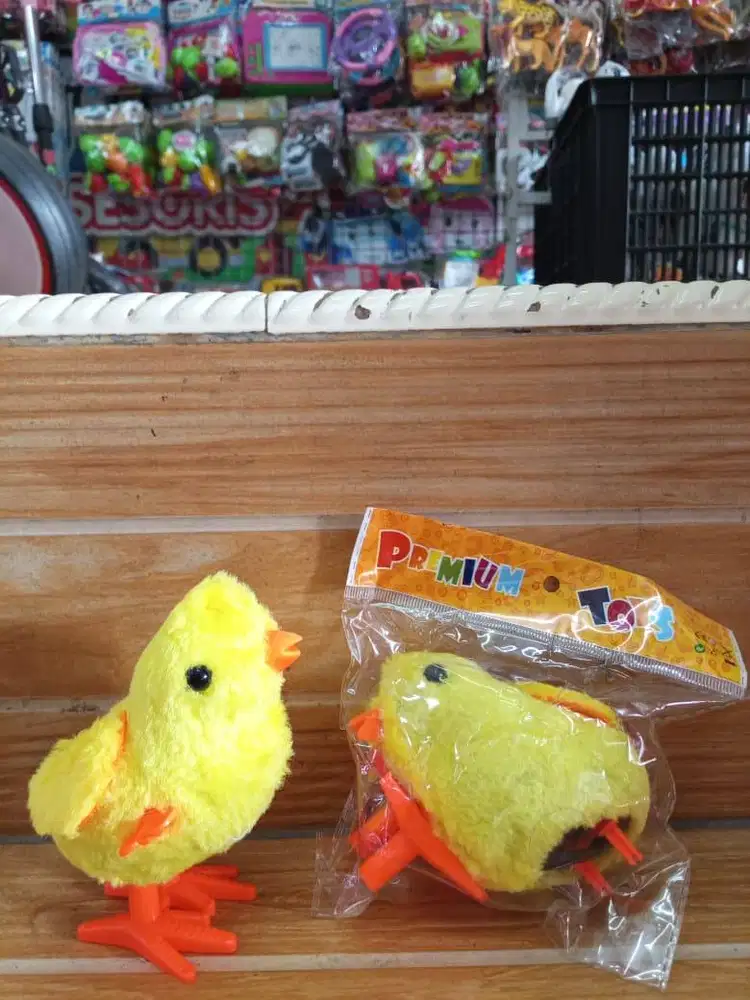mainan anak ayam putar
