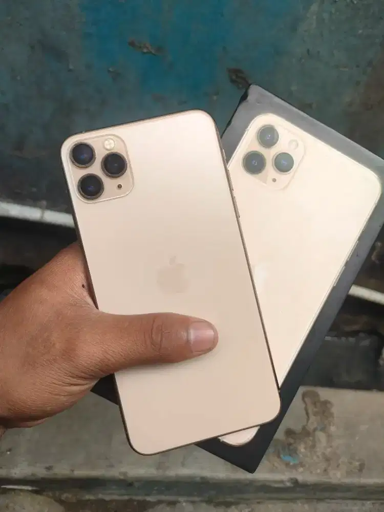 iPhone 11pro max 256gb Fullset Nominus