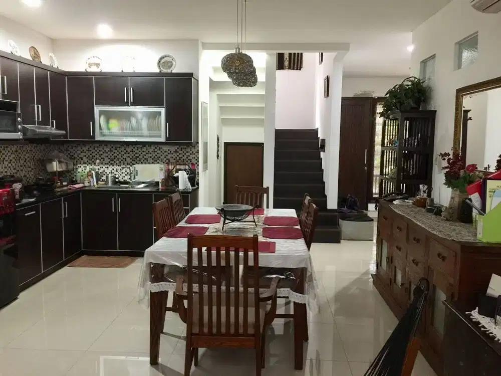 Rumah Dgn 2 Lantai di Bintaro Tangsel GB-11160