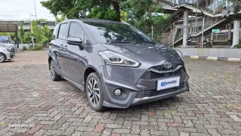 PROMO Low Angsuran Toyota Sienta 1.5 Q Bensin-AT 2021 ARZ