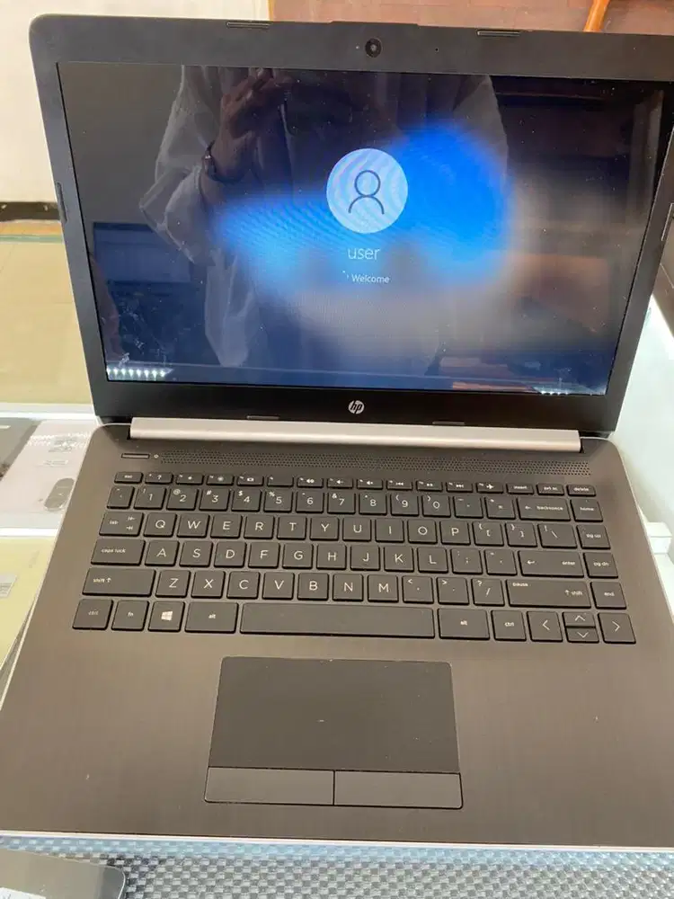 Hp amd A9-9425 ram 8/1 tb hdd