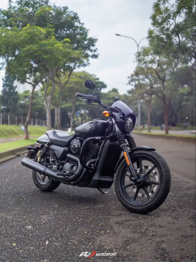 (Full Paper)Harley Davidson Street 500 Nik 2015 Warna Hitam KM 4.000an