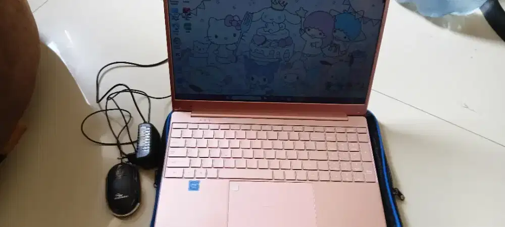 Jual   laptop BU  cpt windos11 ram 8/256 gb lkp bonus tas alas mous