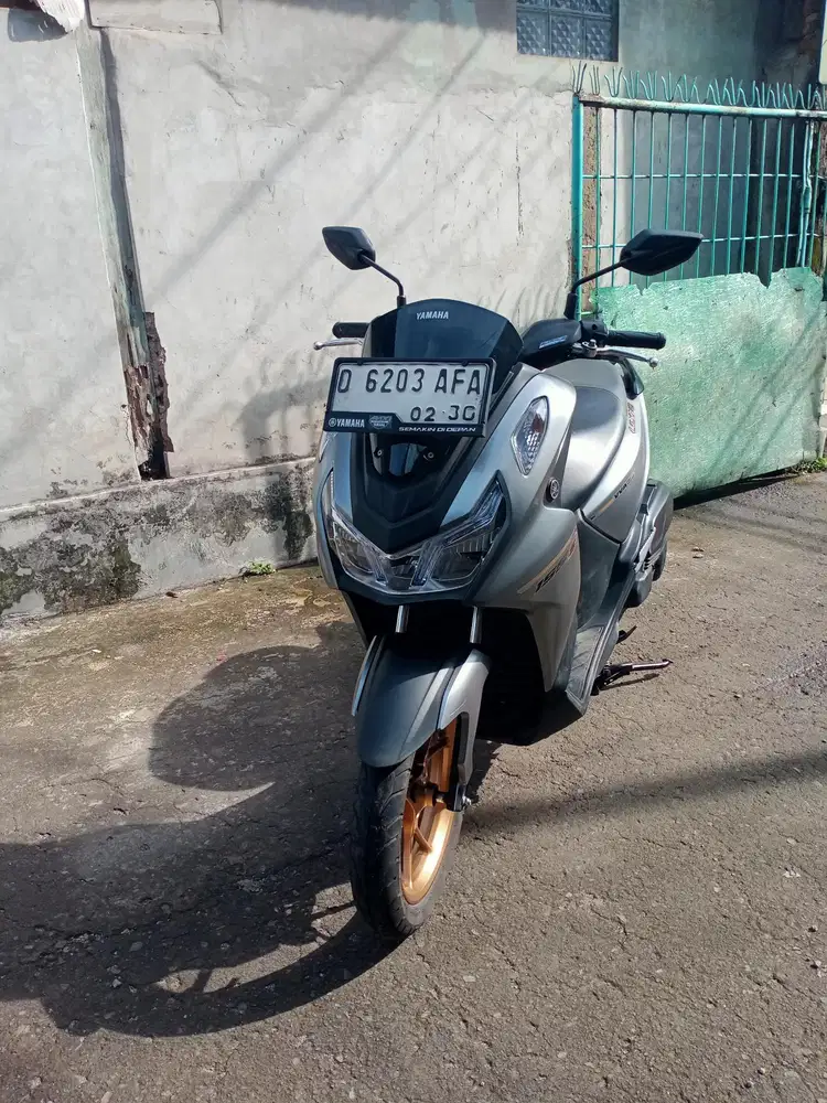 DIJUAL YAMAHA LEXI LX 155 ABS THN 2024 WARNA PERAK