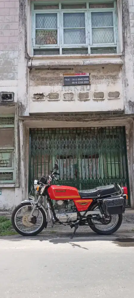 Kawasaki Binter Merzy KZ200