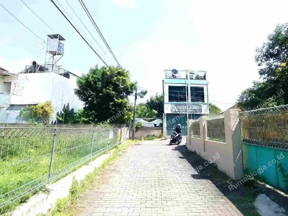 tanah istimewa lingkungan ekslusif perumnas seturan