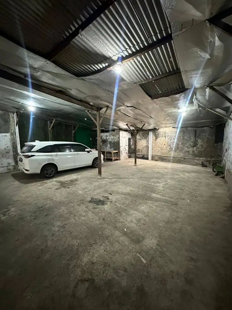 Gudang Satria wetan Cibolerang Akses colt diesel, fuso