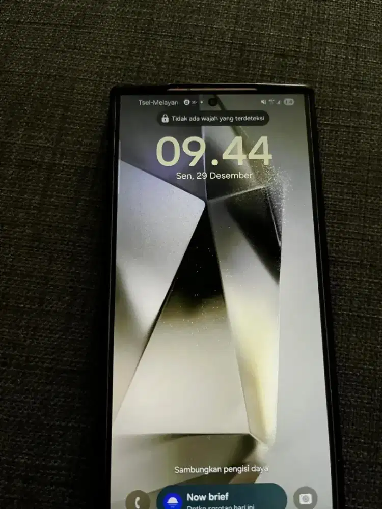 S24 Ultra 152 Lengkap dus buku