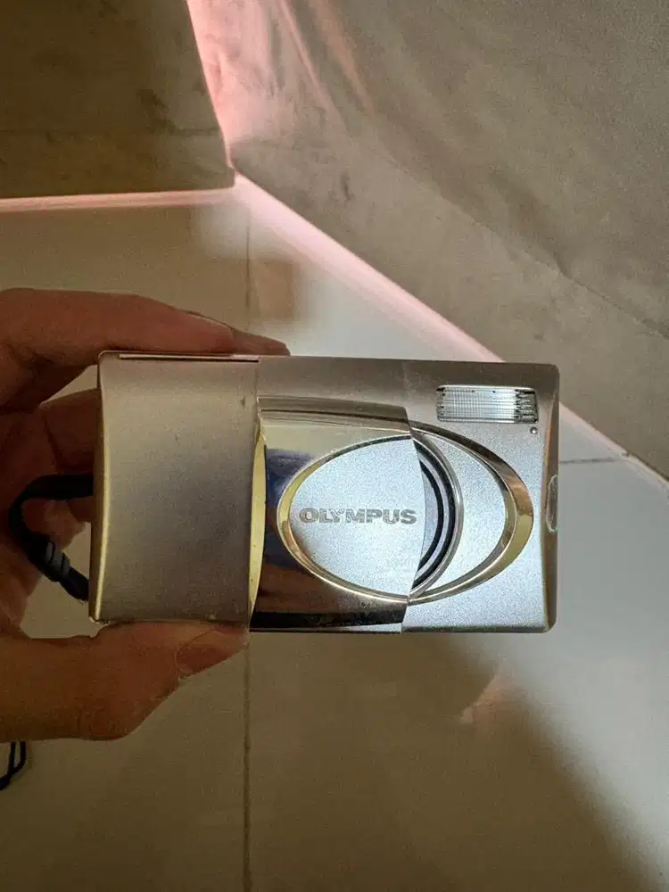 Kamera olympus MJU-V masih mulus no minus