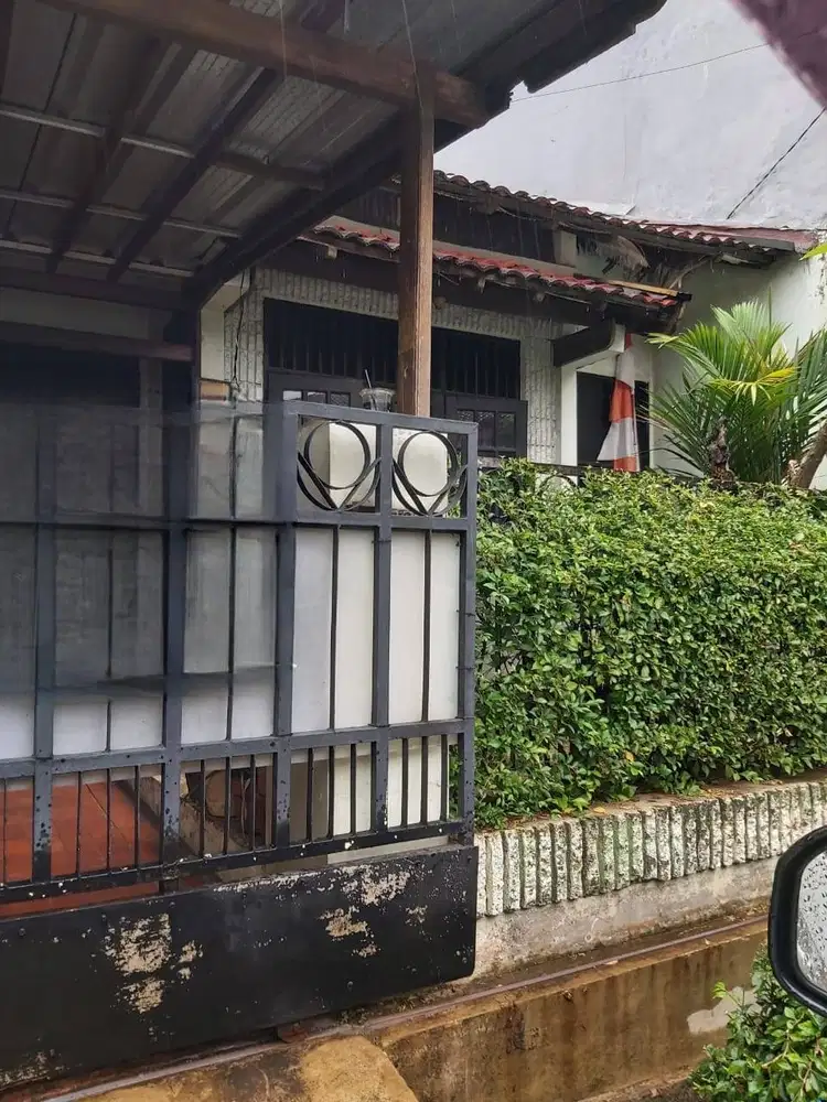 Dijual Rumah Strategis Dkt Bintaro Plaza di Bintaro Tangsel DM-17277