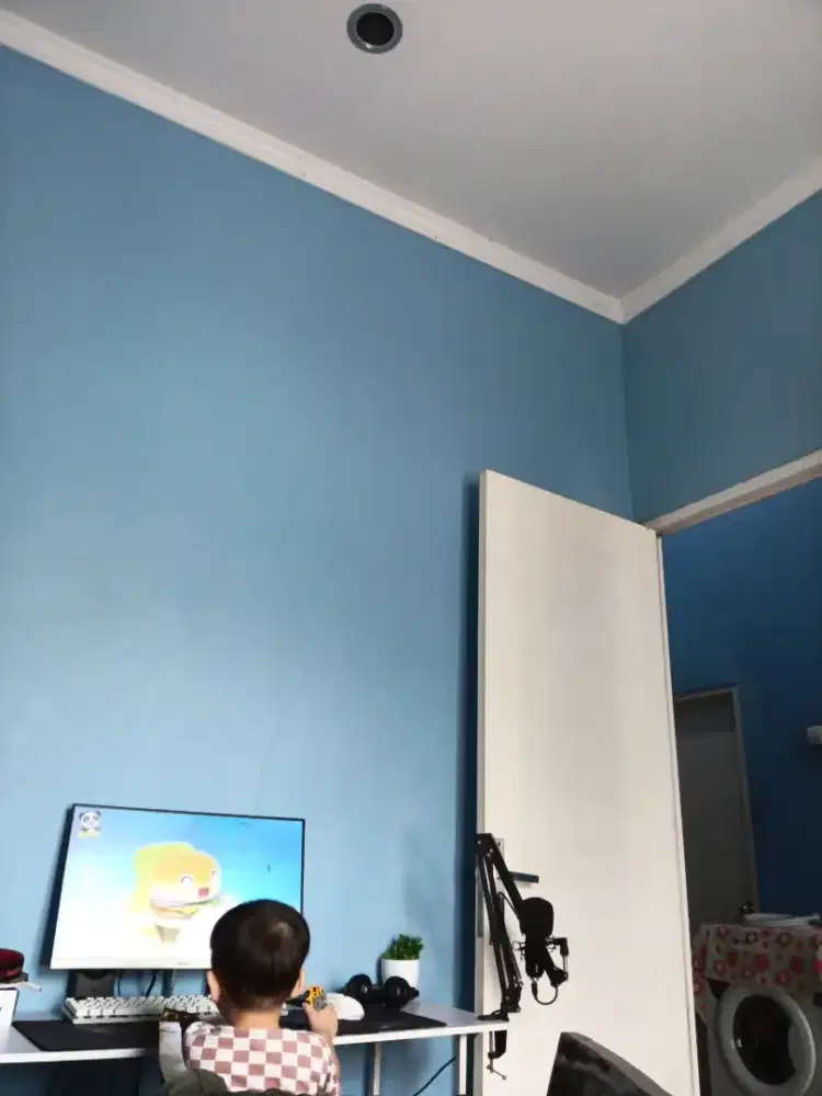 Dibutuhkan art jaga anak juga, boleh bawa anak