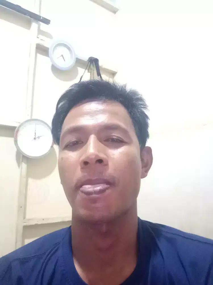 Mencari kerja lulusan smk (jujur)byk pnglmn