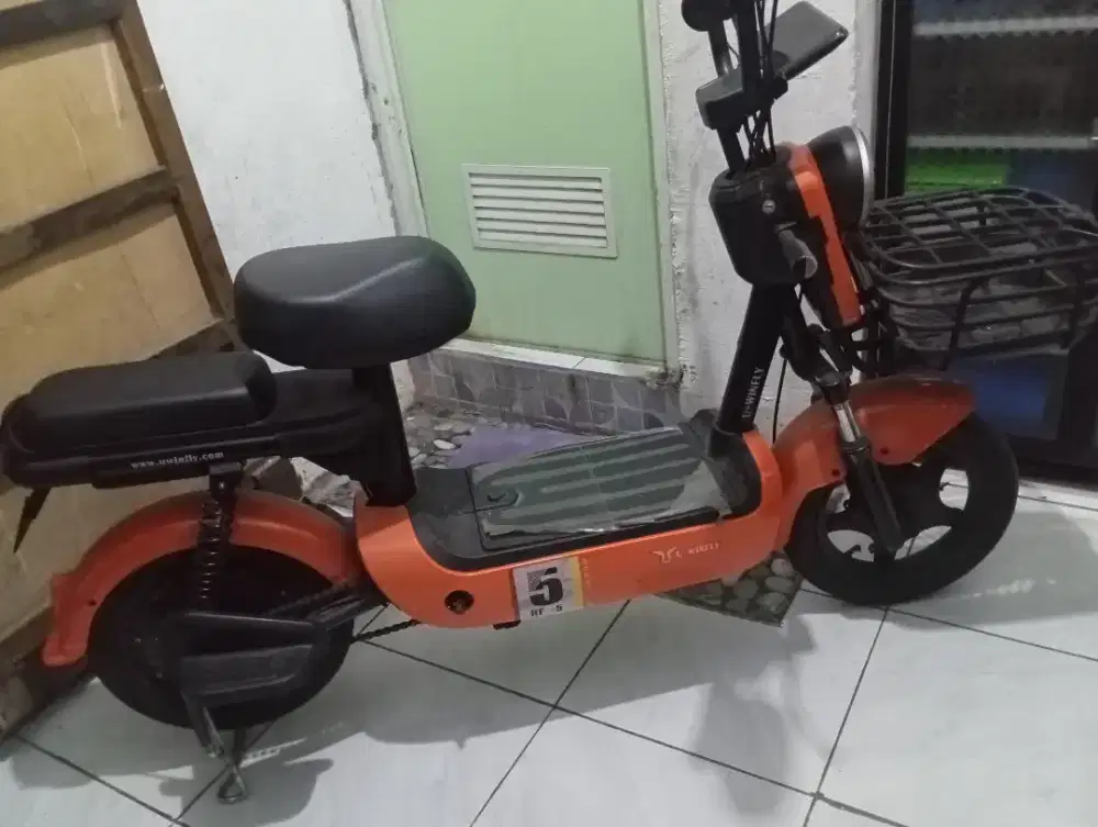 Sepeda listrik uwinfly