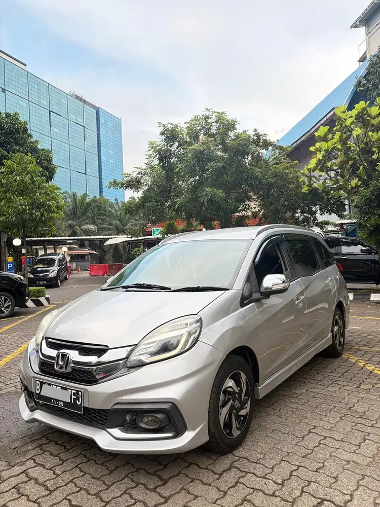 Honda Mobilio 2015 Bensin